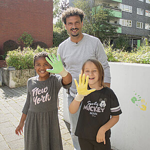 Faruk yildirim mit zwei Kindern