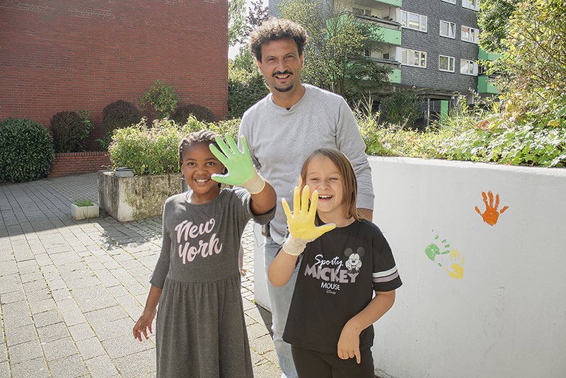 Faruk yildirim mit zwei Kindern